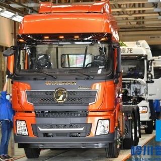 重卡總裝流水線（xiàn）