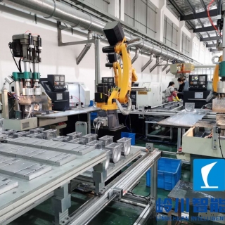 燃氣表（biǎo）殼機器人加工