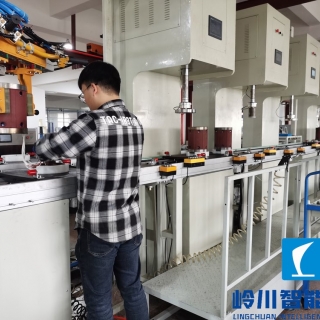 減速電機自動化組（zǔ）裝線