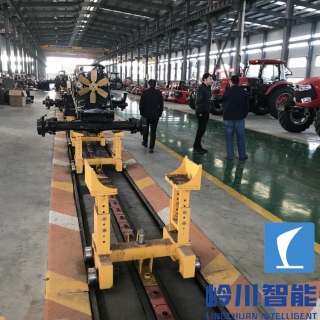 拖拉機（jī）裝配線