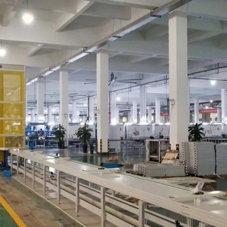 往（wǎng）複式提升（shēng）機