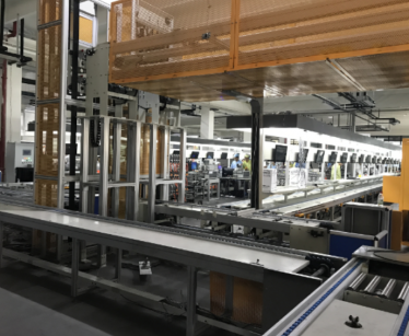 電動汽（qì）車控製器生（shēng）產線